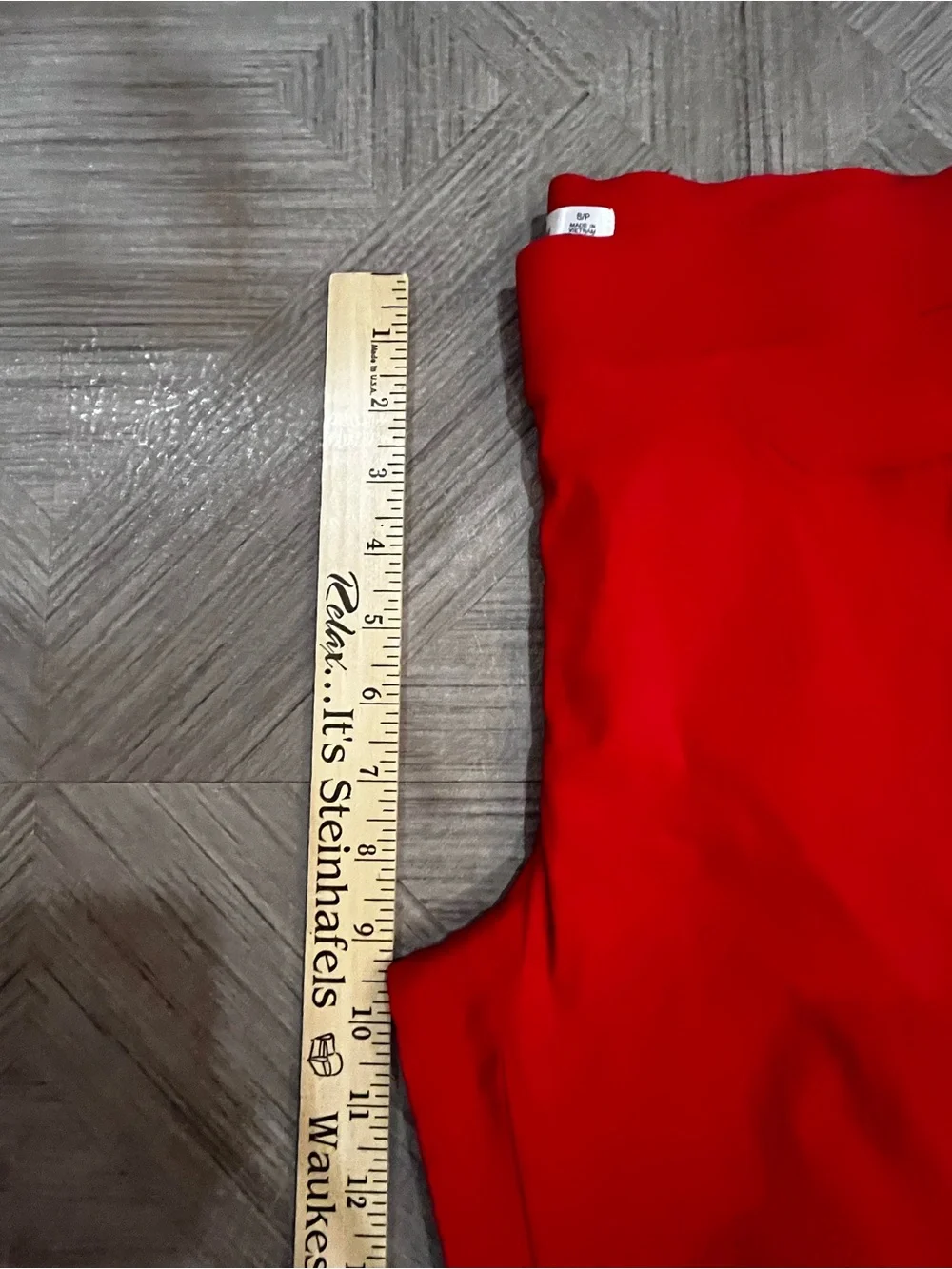 Women's Red Cropped Pants - Sleek Everyday Style